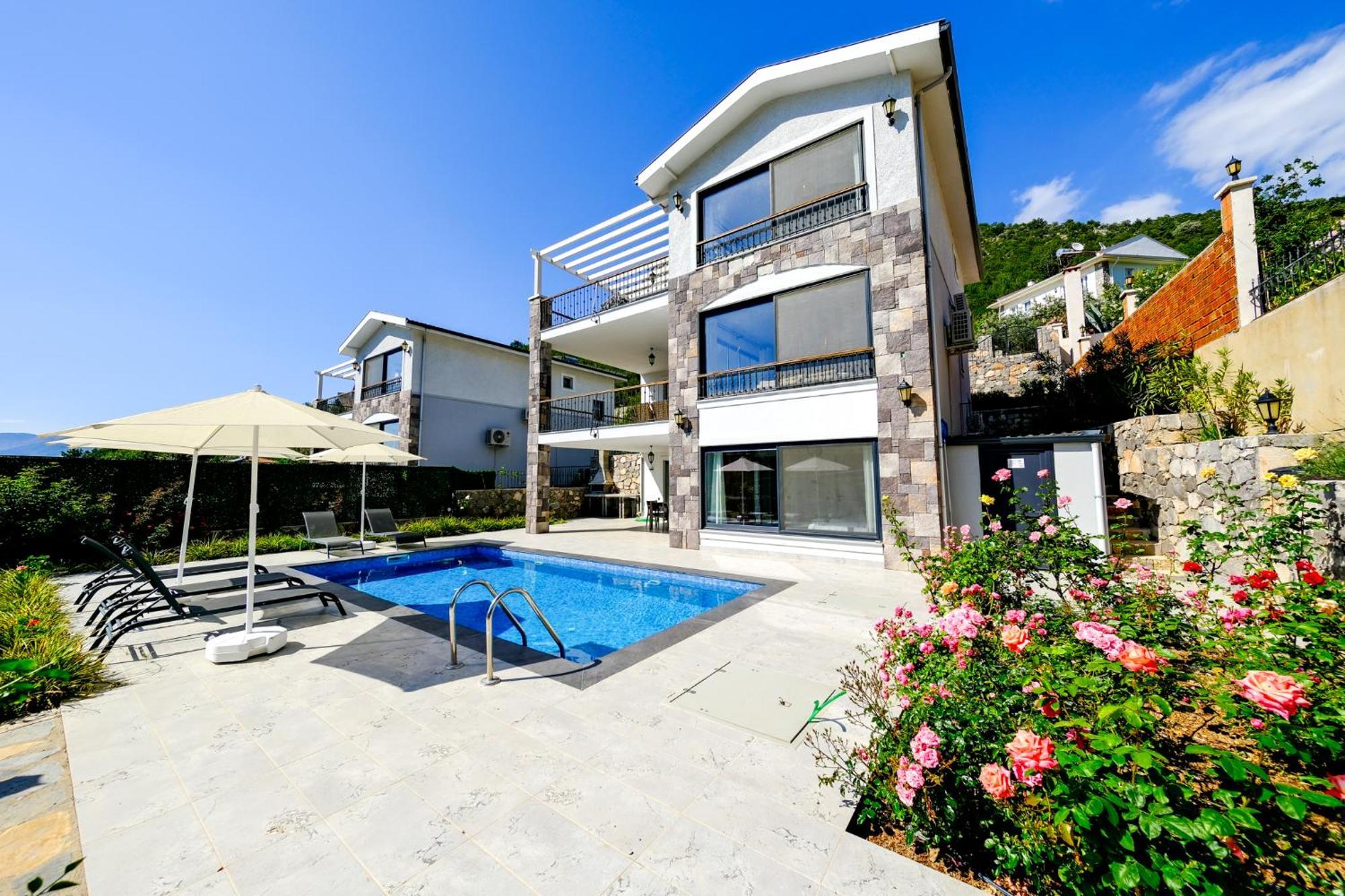 Oleander Hills Villa - Family-Friendly Luxury Villa Yesiluzumlu Fethiye By Sunworld Villas ภายนอก รูปภาพ